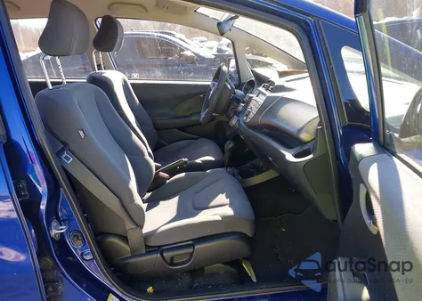 2013 Honda Fit из США, поврежденный, VIN JHMGE8H32DC062407